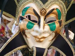 http://photos.igougo.com/pictures-photos-p276978-Carnival_Mask.html
